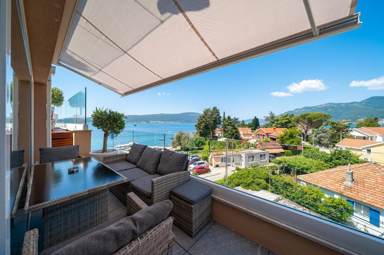 Elysium Tivat Apartment Екстериор снимка